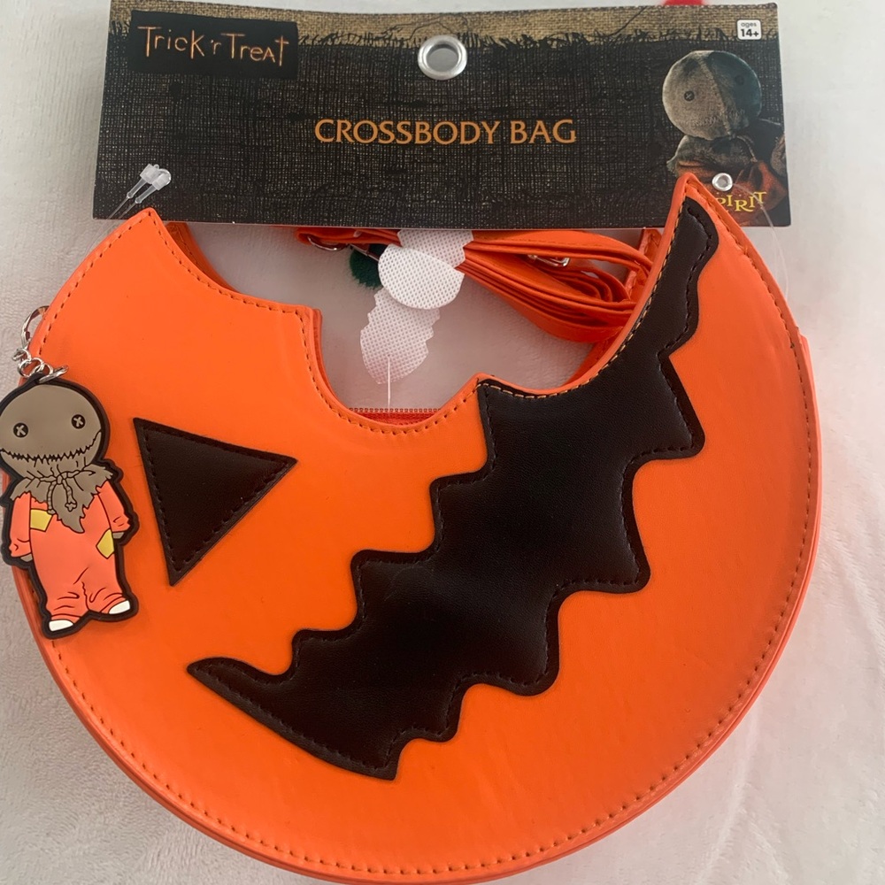 Sam Trick R Treat crossbody